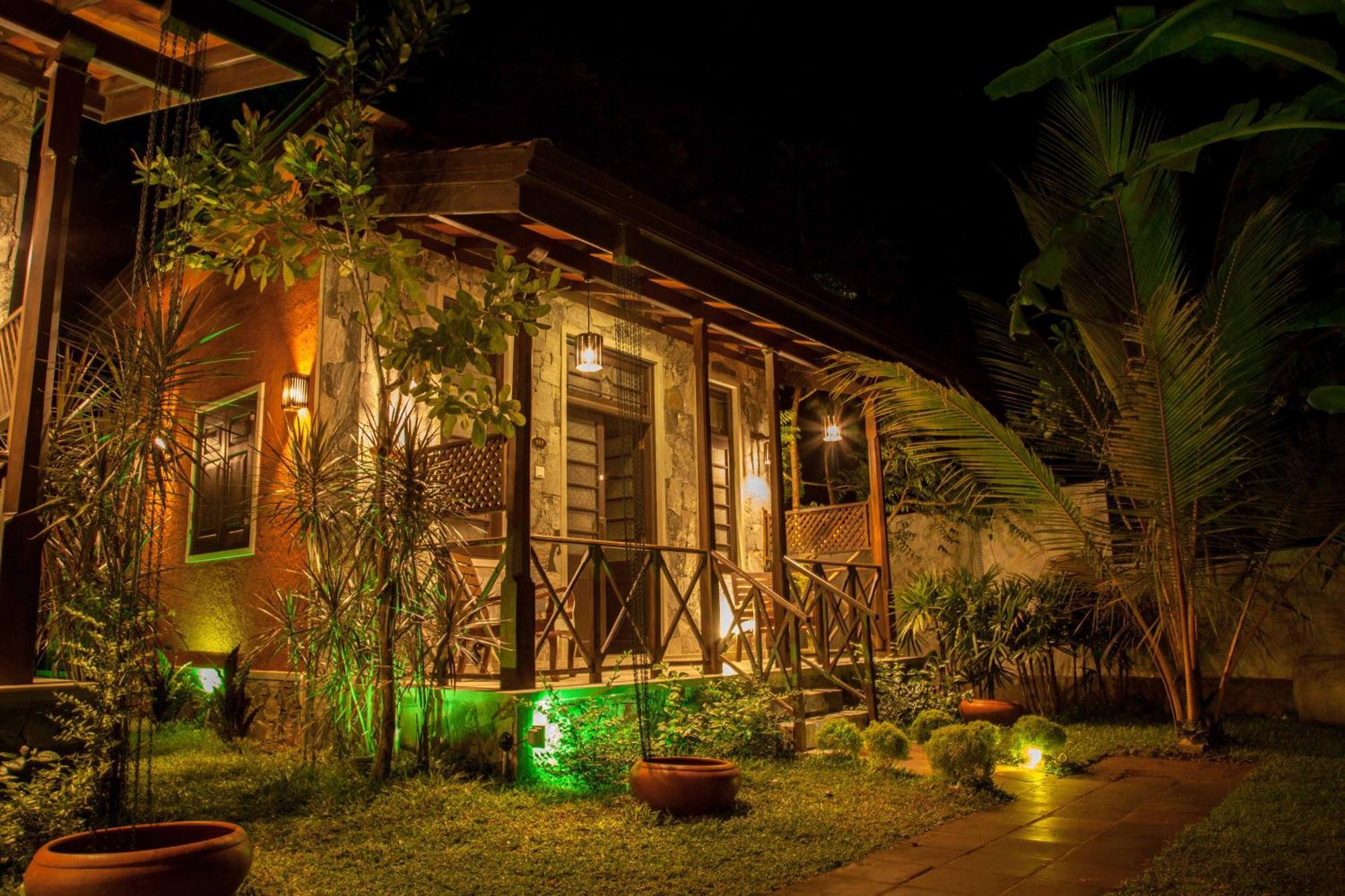 Villa Pinnawala Dış mekan fotoğraf